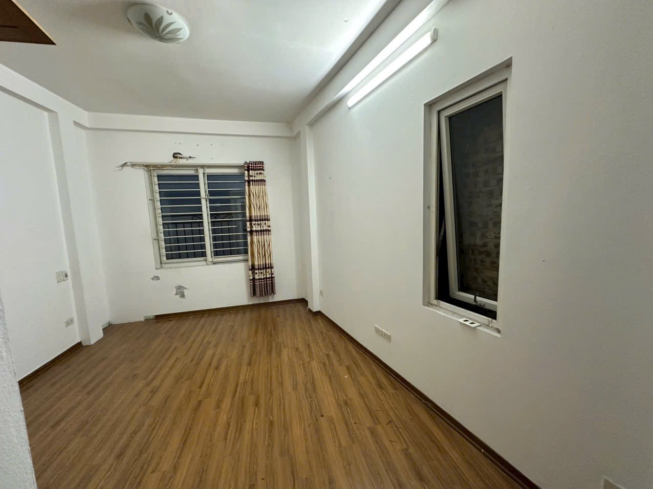 Bán nhà riêng Ngọc Thụy