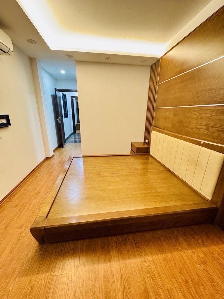 Bán nhà Ngọc Thụy 40m giá chỉ 7 tỷ
