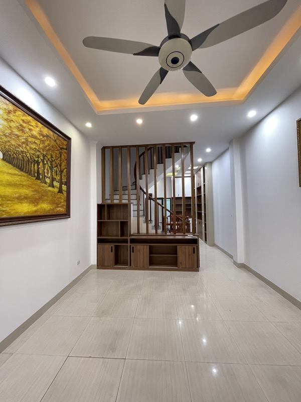 Trung tâm Thượng Thanh 50m nhà  2 thoáng ngõ nông