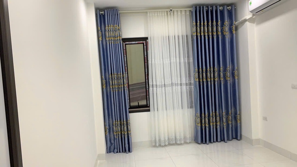 Bán nhà Nguyễn Sơn 4 khu vực hiếm nhà bán