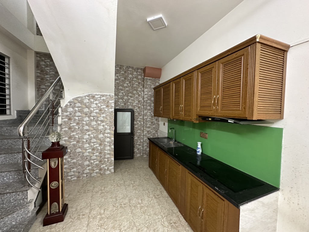 Bán nhà Phúc Lợi dân xây 3 ngủ