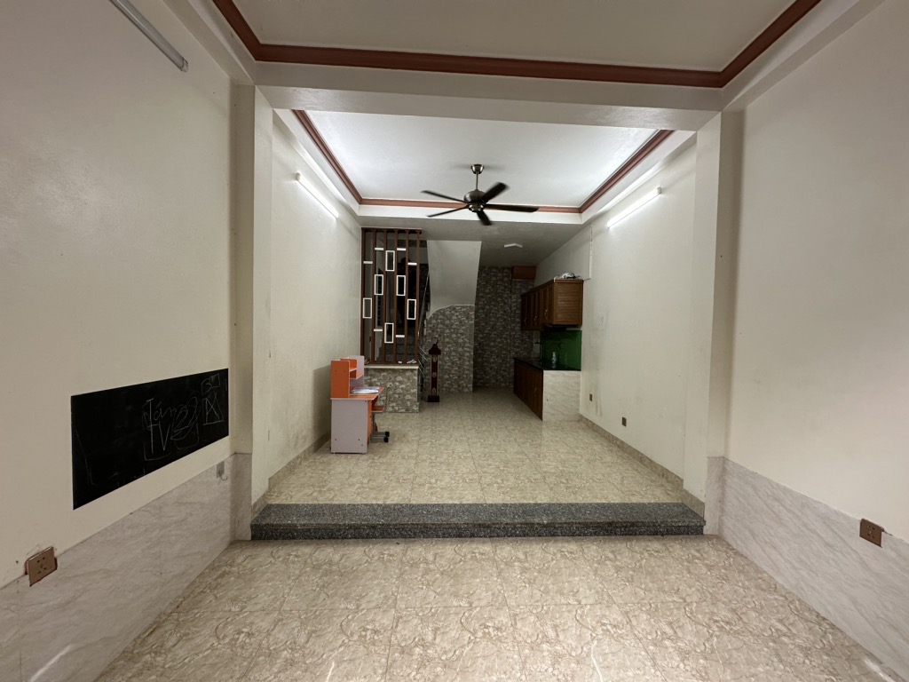 Bán nhà Phúc Lợi dân xây 3 ngủ