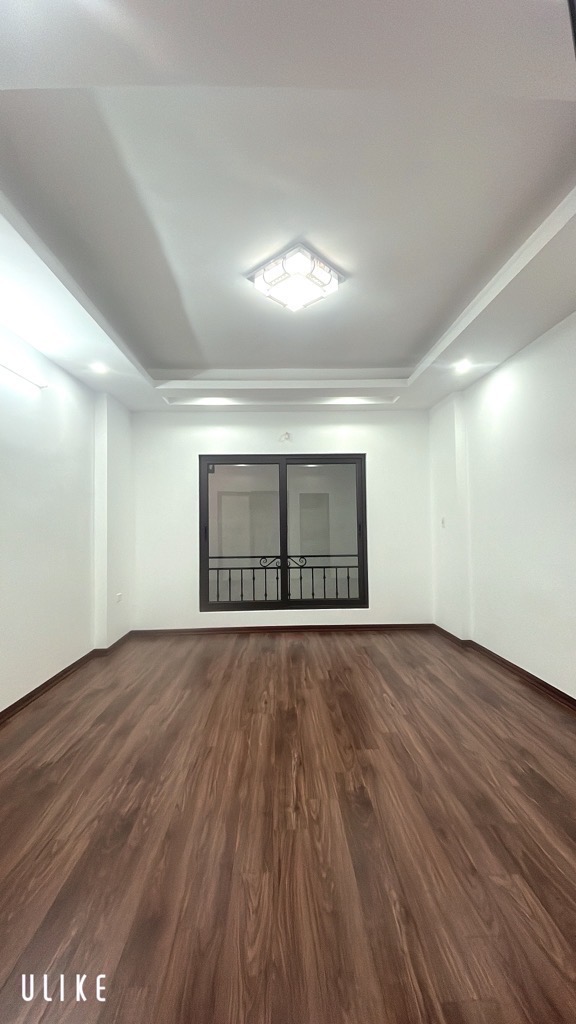 Bán nhà Thanh Am 5 tầng  giá chỉ 5 tỷ
