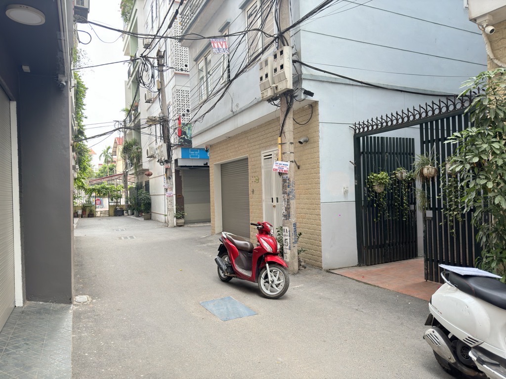 Bán nhà Ngọc Thụy 5 tầng ngõ ô tô