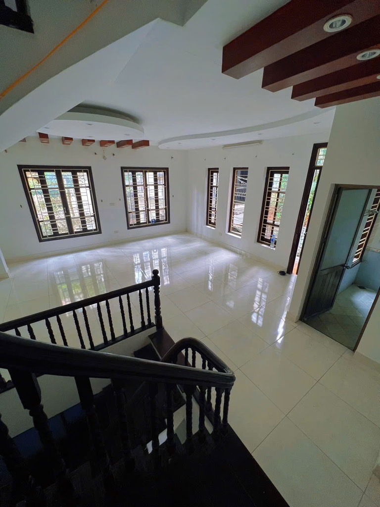 Bán nhà Bồ Đề garra ô tô