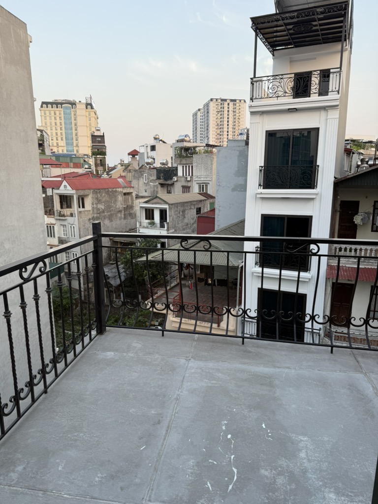Bán nhà phố Hoàng Như Tiếp