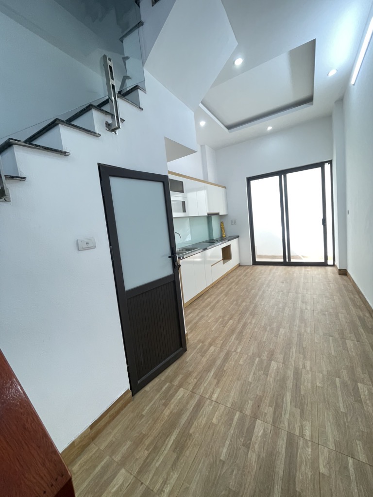 Bán nhà Phúc Lợi dân xây