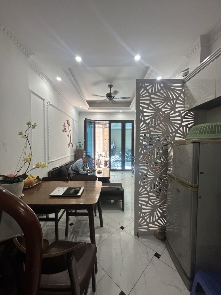 Bán nhà Thượng Thanh 5 tầng đẹp