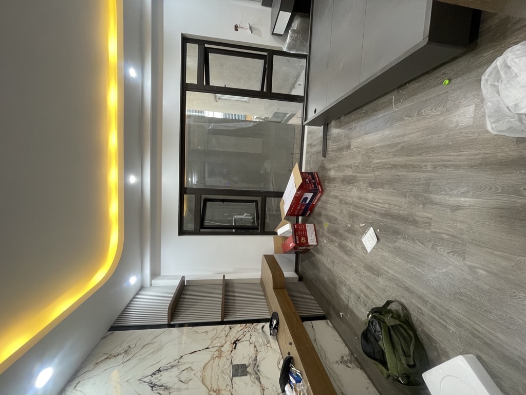 Bán nhà Nguyễn Văn Cừ