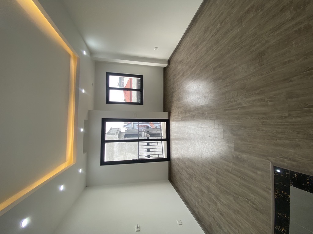 Bán nhà Phúc Lợi