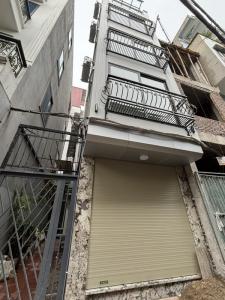Bán nhà Đức Giang mới tinh 5 tầng thang máy