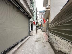 Bán nhà Phúc Lợi dân xây 3 ngủ