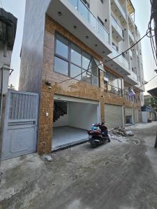 Bán nhà Thạch Bàn mới tinh 6 tầng