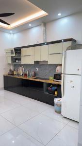 CHÍNH CHỦ BÁN NHÀ RIÊNG TẠI QUẬN HOÀN KIẾM – GIÁ TỐT, VỊ TRÍ ĐẸP, SỔ ĐỎ CHÍNH CHỦ
