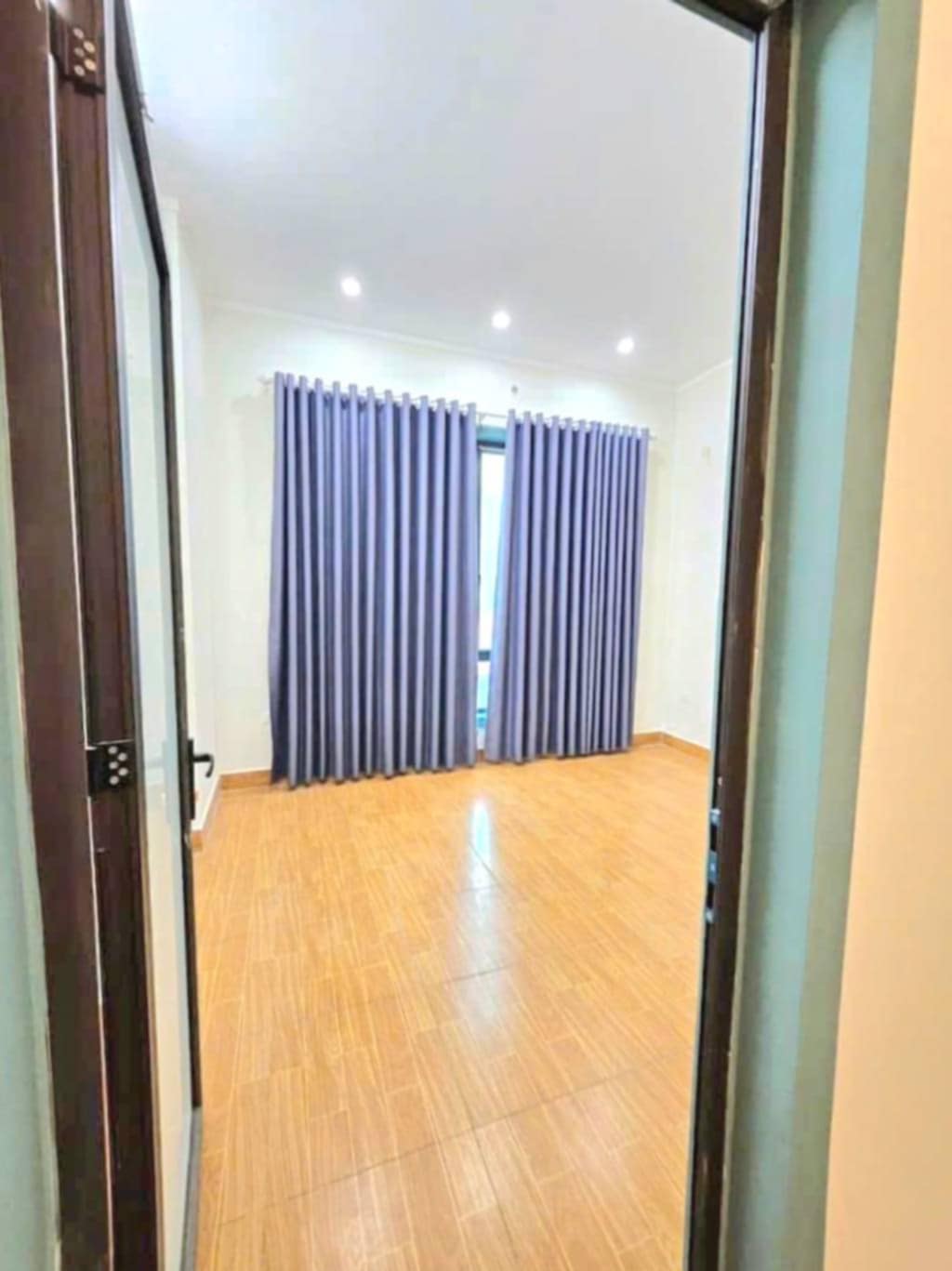 BÁN NHÀ LỘC HÀ GIÁ TỐT - NỘI THẤT ĐẸP, CHỈ VIỆC XÁCH VALI VỀ Ở