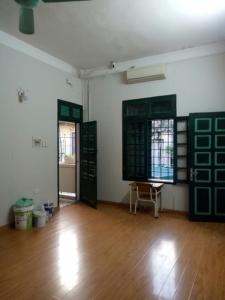 BÁN NHÀ TẬP THỂ GIÁP BÁT, Ô TÔ ĐỖ CỬA, TIỆN ÍCH BẠT NGÀN, 45/90m2 T4+5, GIÁ 3tỷ6