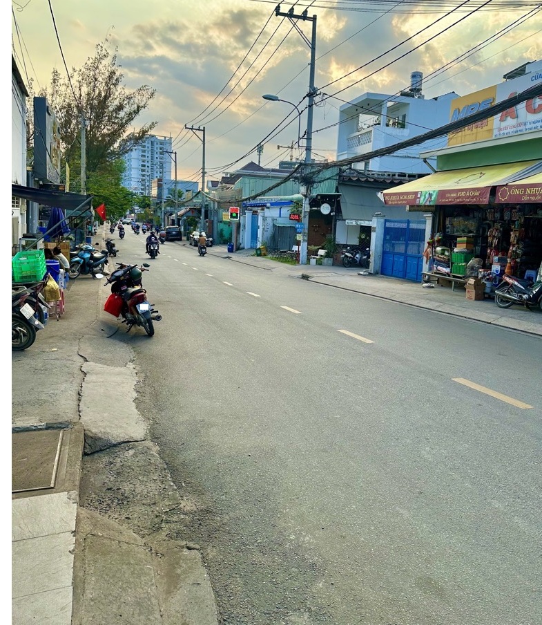 Bán Nhà Vừa Ở Vừa Kinh Doanh,  Mặt Tiền Hẽm lớn hơn 6m, Đường Cây Keo , 77 m2, Chỉ Hơn 4 tỷ