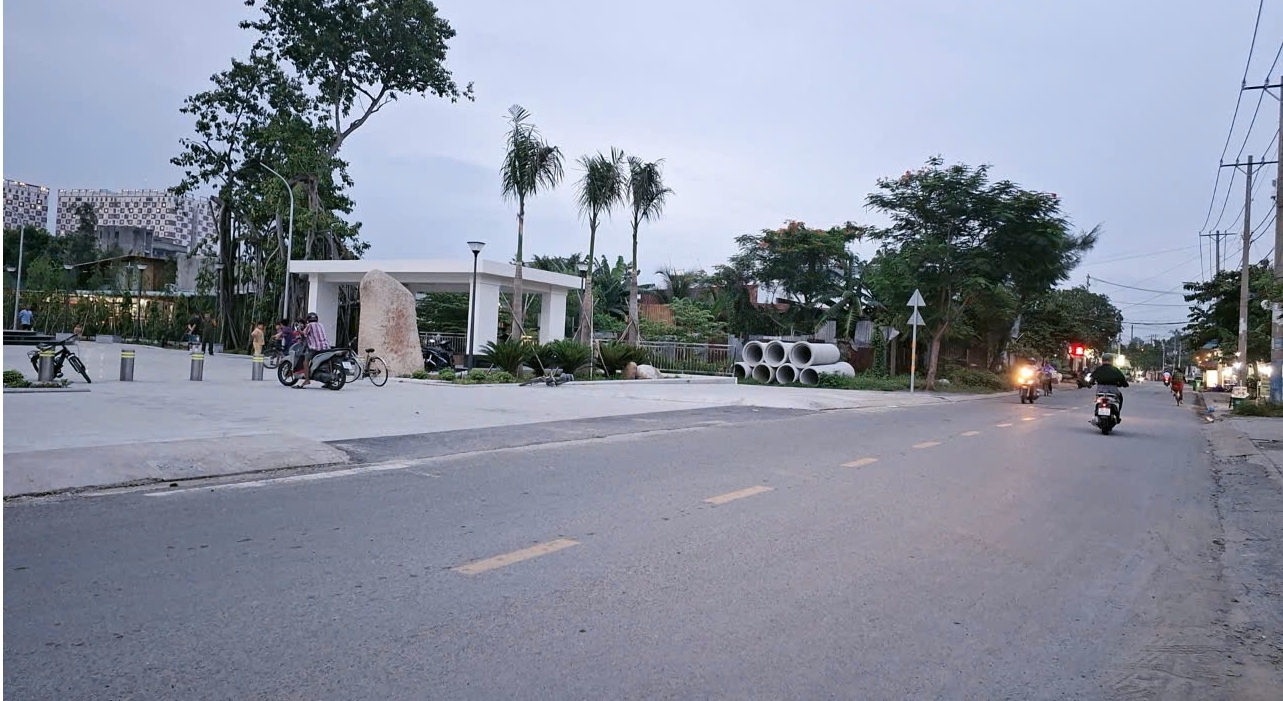 Bán Nhà Vừa Ở Vừa Kinh Doanh,  Hẽm ô tô, Đường Phú Châu, Tam Bình 70 m2, Chỉ Nhỉnh 7 tỷ