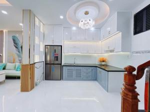 Bán nhà 80m2 Phường Phú Thuận, dưới 5 tỷ