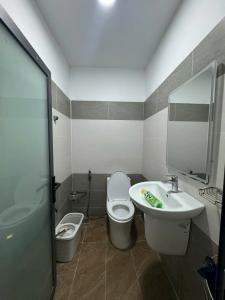 Bán nhà 80m2 Phường Phú Thuận, dưới 4 tỷ