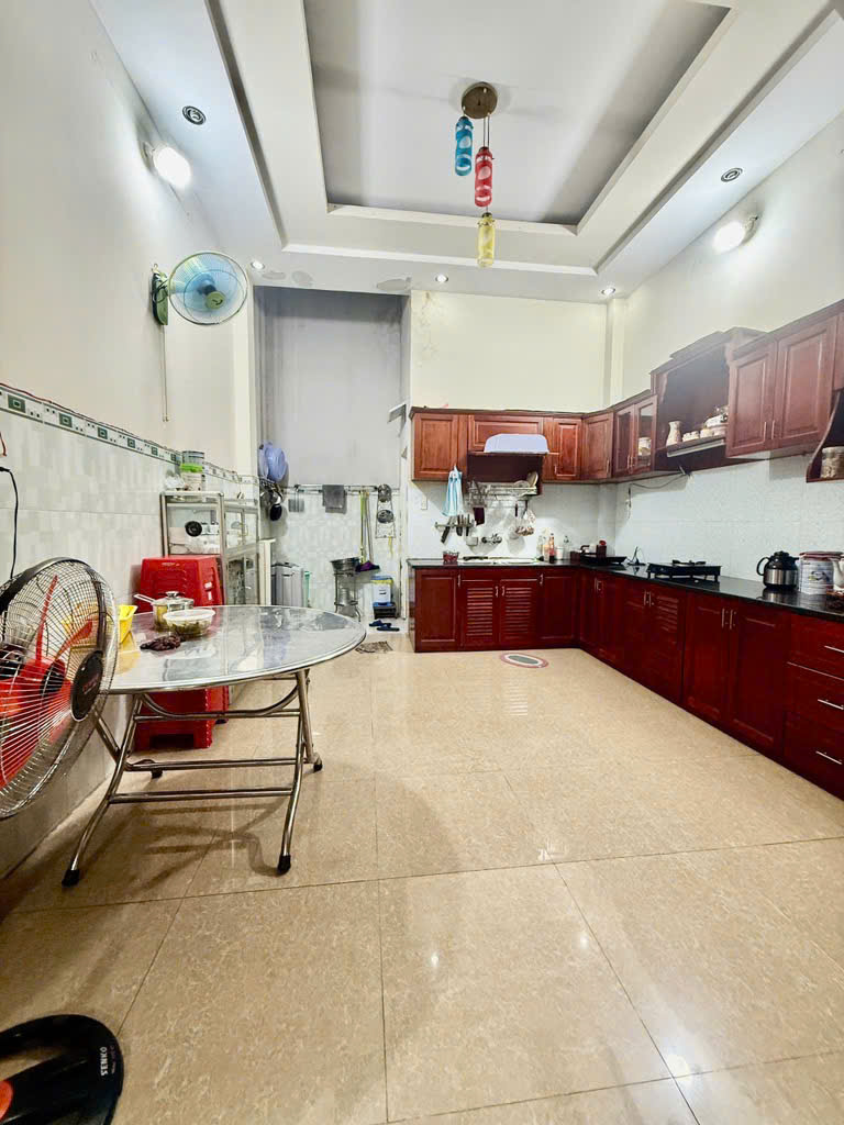 Nhà Mặt Tiền KD Đẹp – Nguyễn Ảnh Thủ Q12 – 4PN, Sân Ô Tô – Giá Tốt
