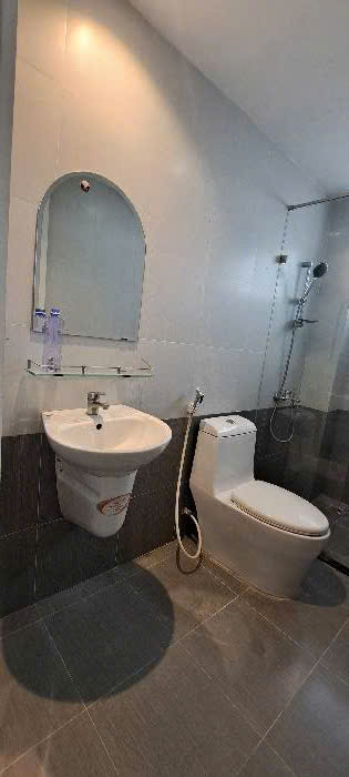 BÁN NHÀ