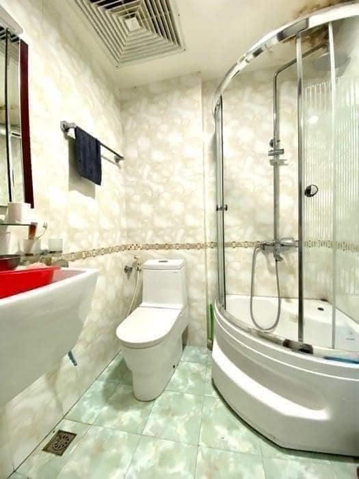BÁN NHÀ HOÀNG CẦU – 47M² – 5 TẦNG – 17 TỶ – NGÕ THÔNG – GẦN HỒ – KINH DOANH