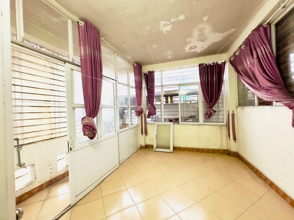 VŨ TÔNG PHAN - 5 TẦNG,31M2 - NGÕ THÔNG - VÀI BƯỚC RA MẶT PHỐ CHỈ 6,xx TỶ