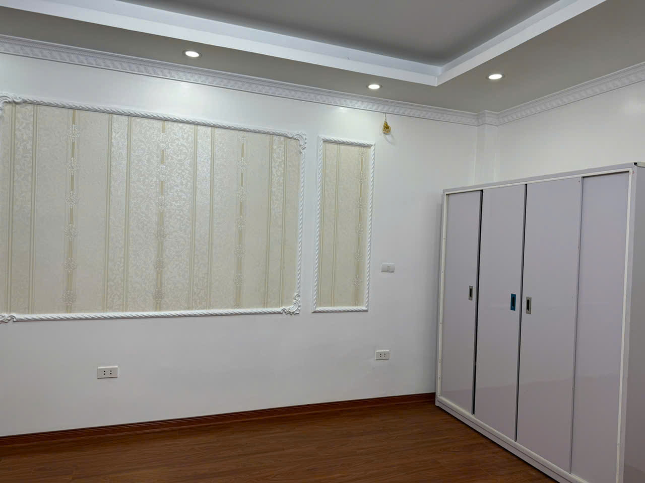 Bán gấp nhà đẹp 5 tầng Phúc Lợi, oto đỗ cổng, nội thất hiện đại 5 tỷ