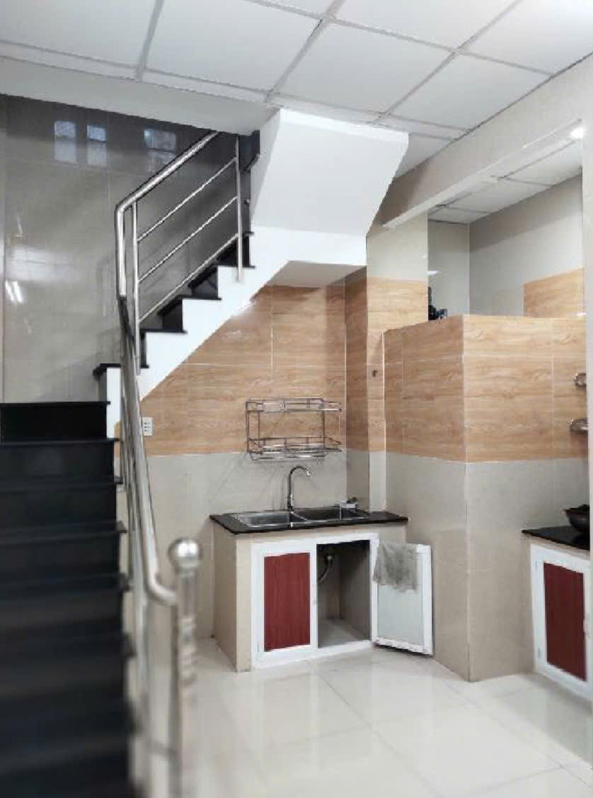 BÁN NHÀ TRUNG TÂM QUẬN 3 ĐỐI DIỆN QUẬN 1 GIÁ 2,75 TỶ