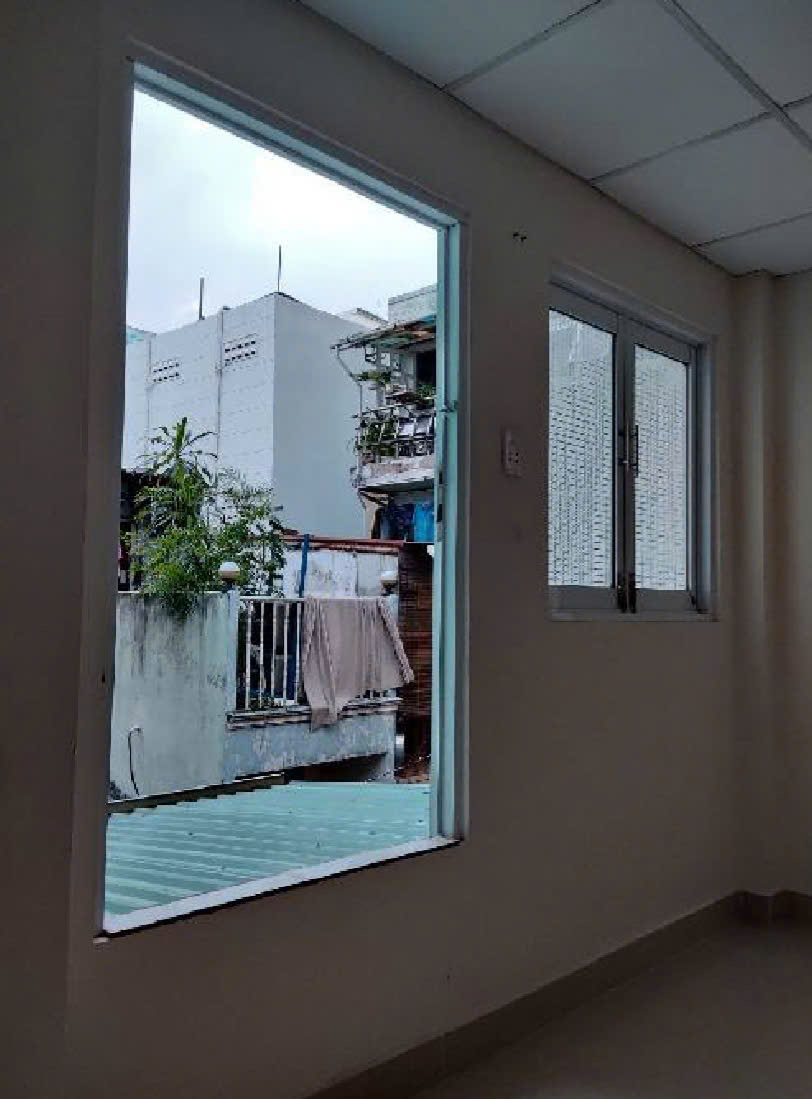 BÁN NHÀ TRUNG TÂM QUẬN 3 ĐỐI DIỆN QUẬN 1 GIÁ 2,75 TỶ