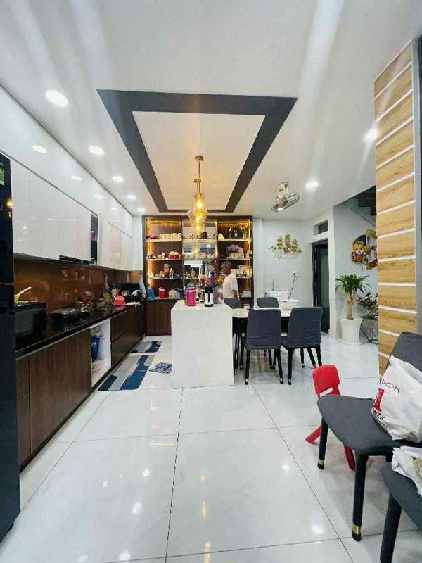 BÁN NHÀ HUỲNH VĂN GẤM - 4 TẦNG - DT 68M2 -GIÁ 8.2 TỶ