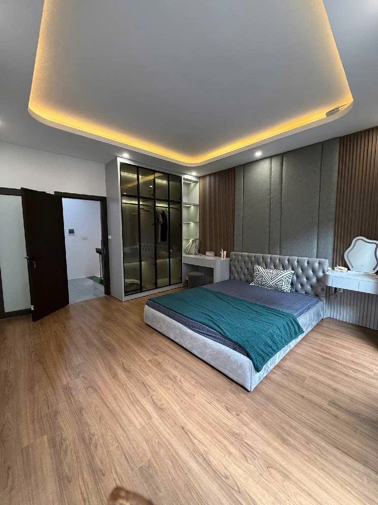 SIÊU PHẨM 5 TẦNG TRUNG TÂM HÀ ĐÔNG- FULL NỘI THẤT XỊN XÒ