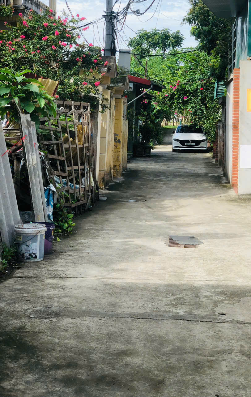 Nhanh tay chốt ngay - Nhà Ngọc Thuỵ (trong đê) - 2 bước ra Hồng Tiến, Ngọc Lâm - DT 46.9 m2 - chỉ 5,6 tỷ
