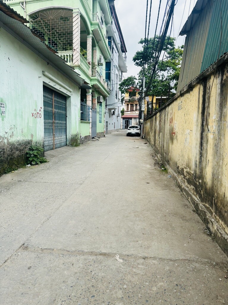 Chốt ngay - Nhà Ngọc Thuỵ - ô tô 7 chỗ vào nhà - khu vực thoáng, ở sướng - DT 49m2 - chỉ 6 tỷ