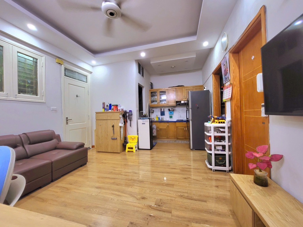 Bán gấp căn hộ Nam Trung Yên Cầu Giấy 55m 4.1 tỷ