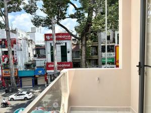 NHÀ GÓC 2 MẶT TIỀN - HIẾM BÁN - MẶT TIỀN LÂM VĂN BỀN