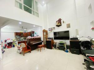 BÁN NHÀ - HẺM XE HƠI - SÁT MẶT TIỀN - 4 TỶ