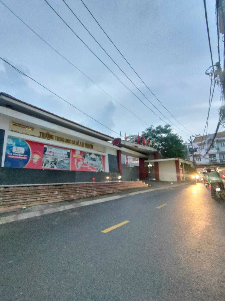 NGAY CHỢ AN NHƠN,CÔNG VIÊN GÒ VẤP, NHÀ 2 TẦNG BTCT , DT 4X20 CHỈ 6.050 TỶ