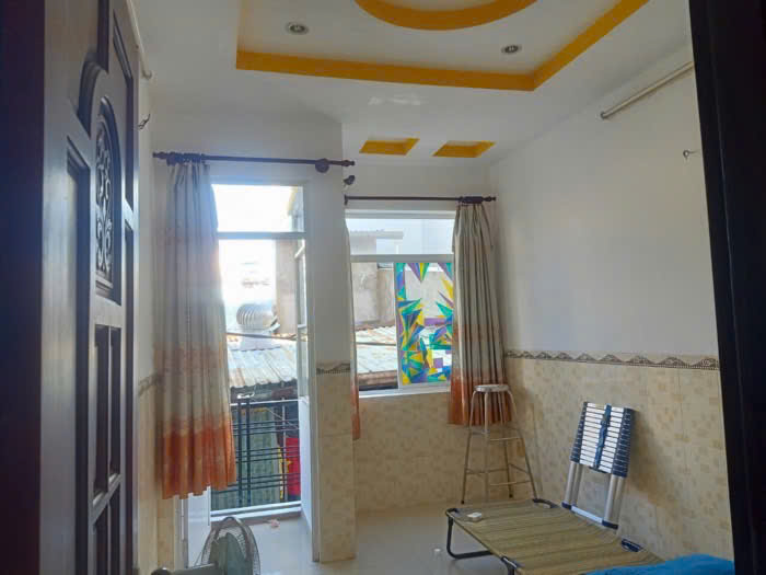 Ngay Hồng Bàng, 40m, nở hậu, chỉ hơn 4 tỷ. Sổ đầy đủ