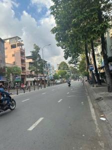 TT Q11 giá tốt, nhà kiên cố, khu sầm uất