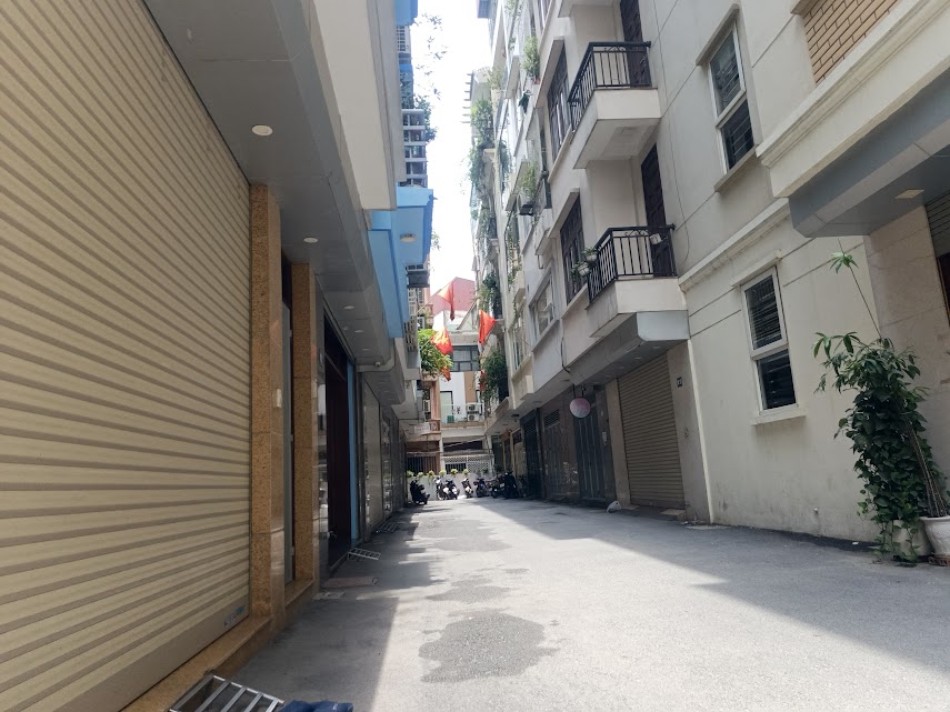 NHÀ PHÂN LÔ HIẾM NGÕ SIÊU RỘNG LÊ TRỌNG TẤN