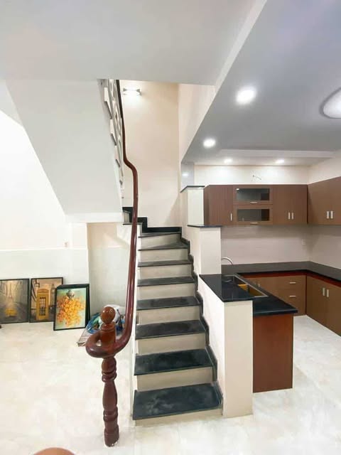 BÁN NHÀ DƯƠNG BÁ TRẠC - QUẬN 8 - 90M2