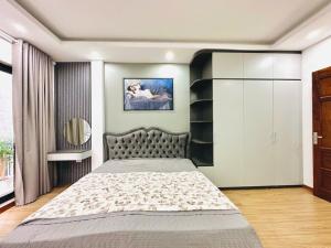 BÁN NHÀ TRƯƠNG ĐỊNH , DIỆN TÍCH RỘNG Ở SƯỚNG , Ô TÔ ĐỖ CỔNG , 5 TẦNG THANG MÁY , 70M2 , CHỈ LOANH QUANH 11 ĐỒNG