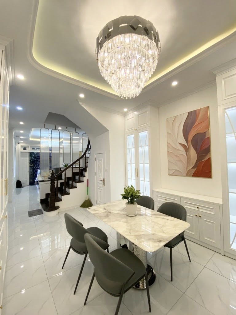 BÁN NHÀ PHỐ LẠC TRUNG – TRUNG TÂM HAI BÀ TRƯNG. 