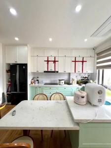 Chủ nhà gửi bán căn nhà phố Kim Ngưu, diện tích thoáng 45m2 giá 11 tỷ