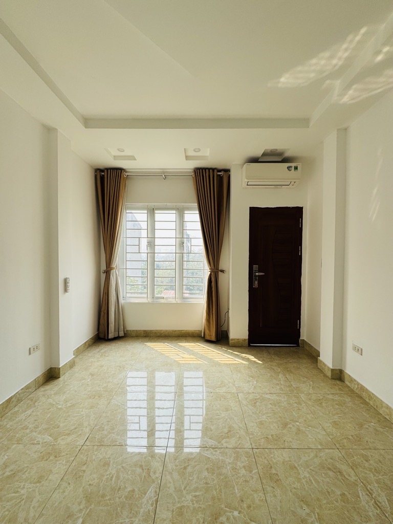 Bán nhà Chiến Thắng Hà Đông, ô tô vào nhà, vỉa hè rộng, kết hợp kinh doanh, nhà thoáng sáng