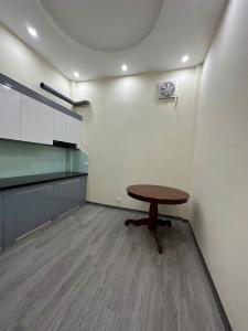 BÁN NHÀ NGỌC HỒI 40M ,5 tỉ , gần bến xe