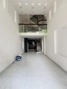 Bán nhà Chiến Thắng Hà Đông, ô tô vào nhà, vỉa hè rộng, kết hợp kinh doanh, nhà thoáng sáng