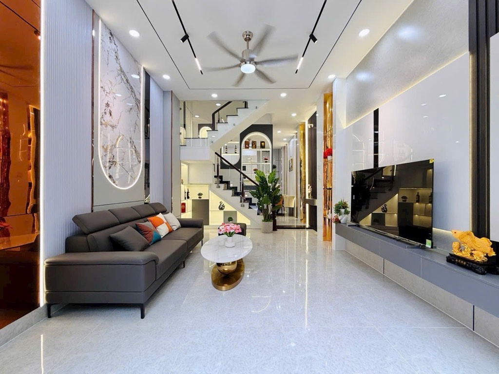 Nhà trung tâm Gò Vấp